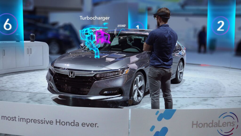 Honda Debuts HondaLens™ Augmented Reality at the 2017 Los Angeles Auto Show to Showcase the All-New 2018 Accord